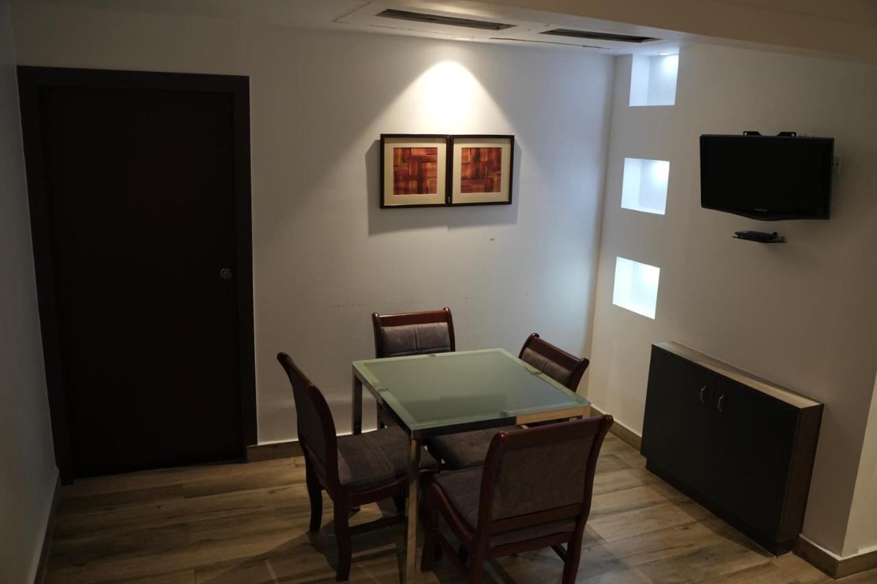 Hotel Palm Shore Palakkad Dış mekan fotoğraf